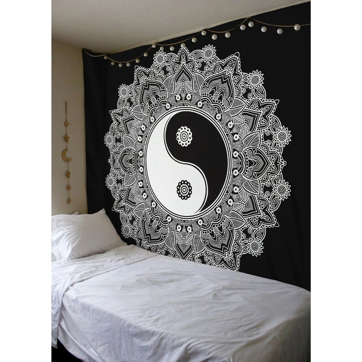 Yin Yang Mandala Cotton Wall Hanging Tapestry Black and White Tapestries